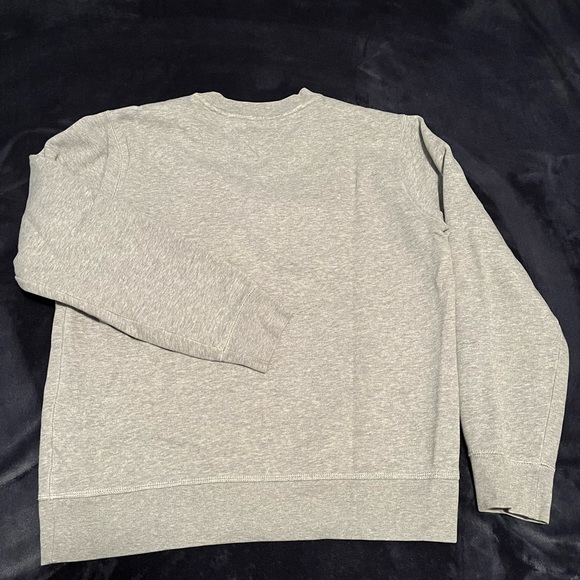 Tommy Hilfiger Crewneck - Picture 2 of 4